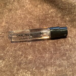 Brand new condition Louis Vuitton vintage Card folder with Blossom, a must have